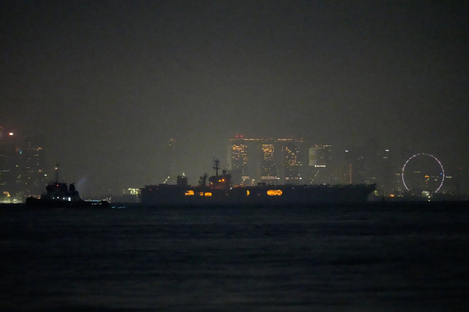 U.S. warships transiting the Singapore Strait on August 30 (Credit: Marine Traffic)