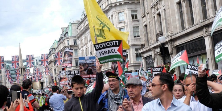 Hezbollah flag at Quds Day rally in London, U.K. (Source: Algemeiner)