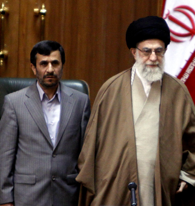 (L-R) President Mahmoud Ahmadinejad and Supreme Leader Ali Khamenei. Source: Wikipedia Commons