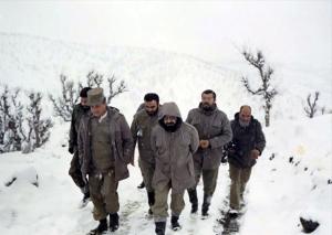 Rouhani (center) inspecting the war front with Commander Hashemi Rafsanjani, during the Iran-Iraq War.